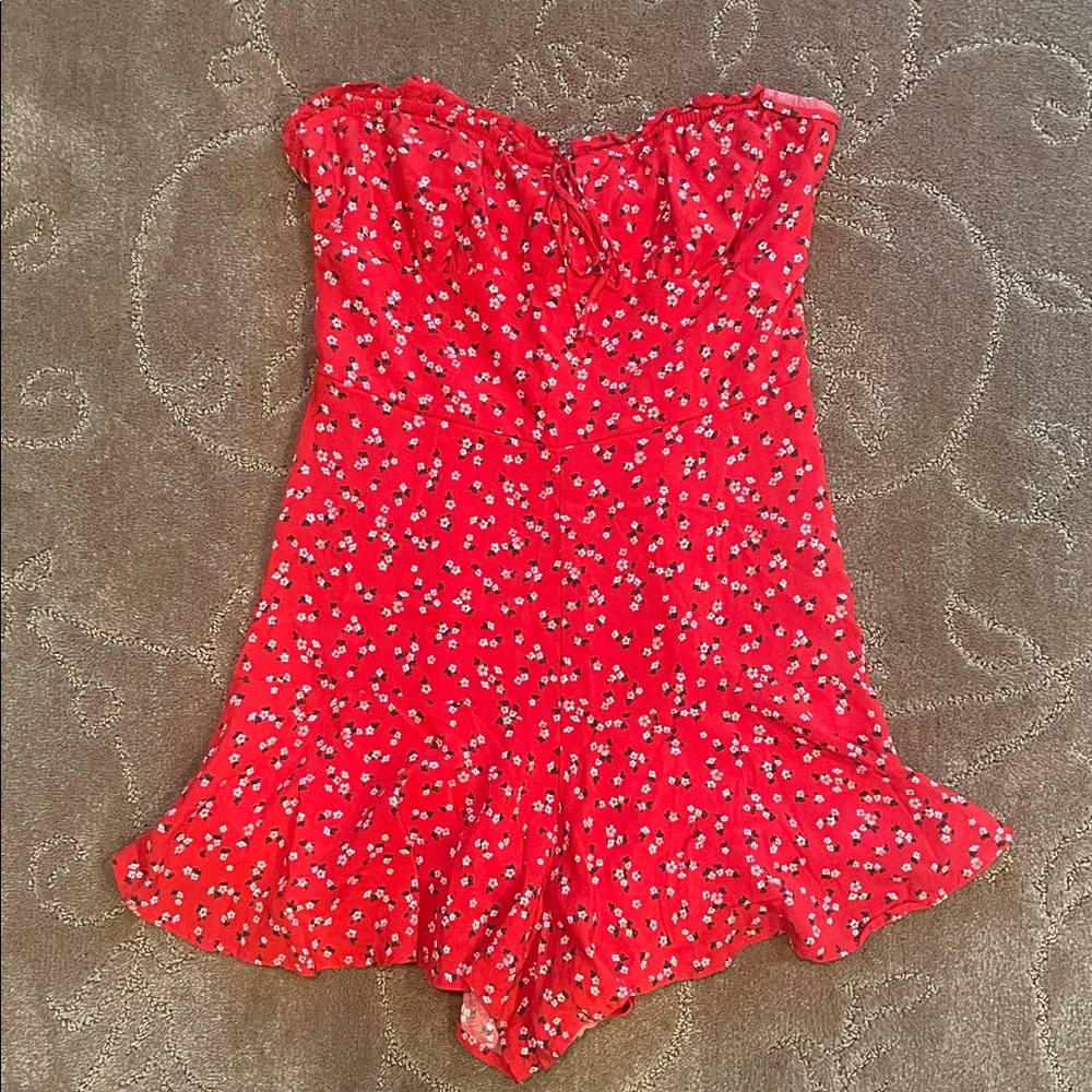 Cute Aeropostale red floral print romper, size S
